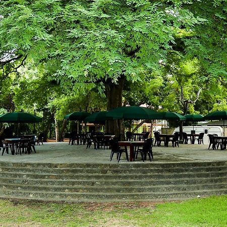 Malwathu Oya Caravan Park Bed and Breakfast Anuradhapura Zewnętrze zdjęcie