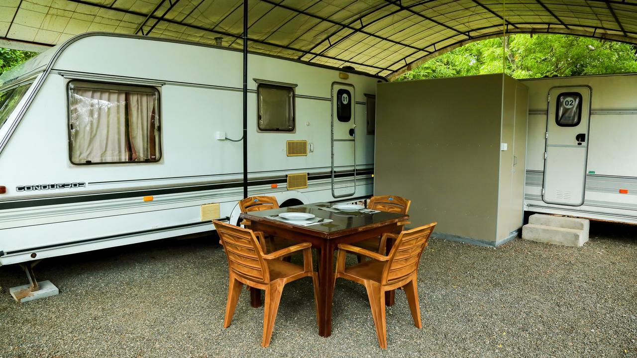 Malwathu Oya Caravan Park Bed and Breakfast Anuradhapura Zewnętrze zdjęcie