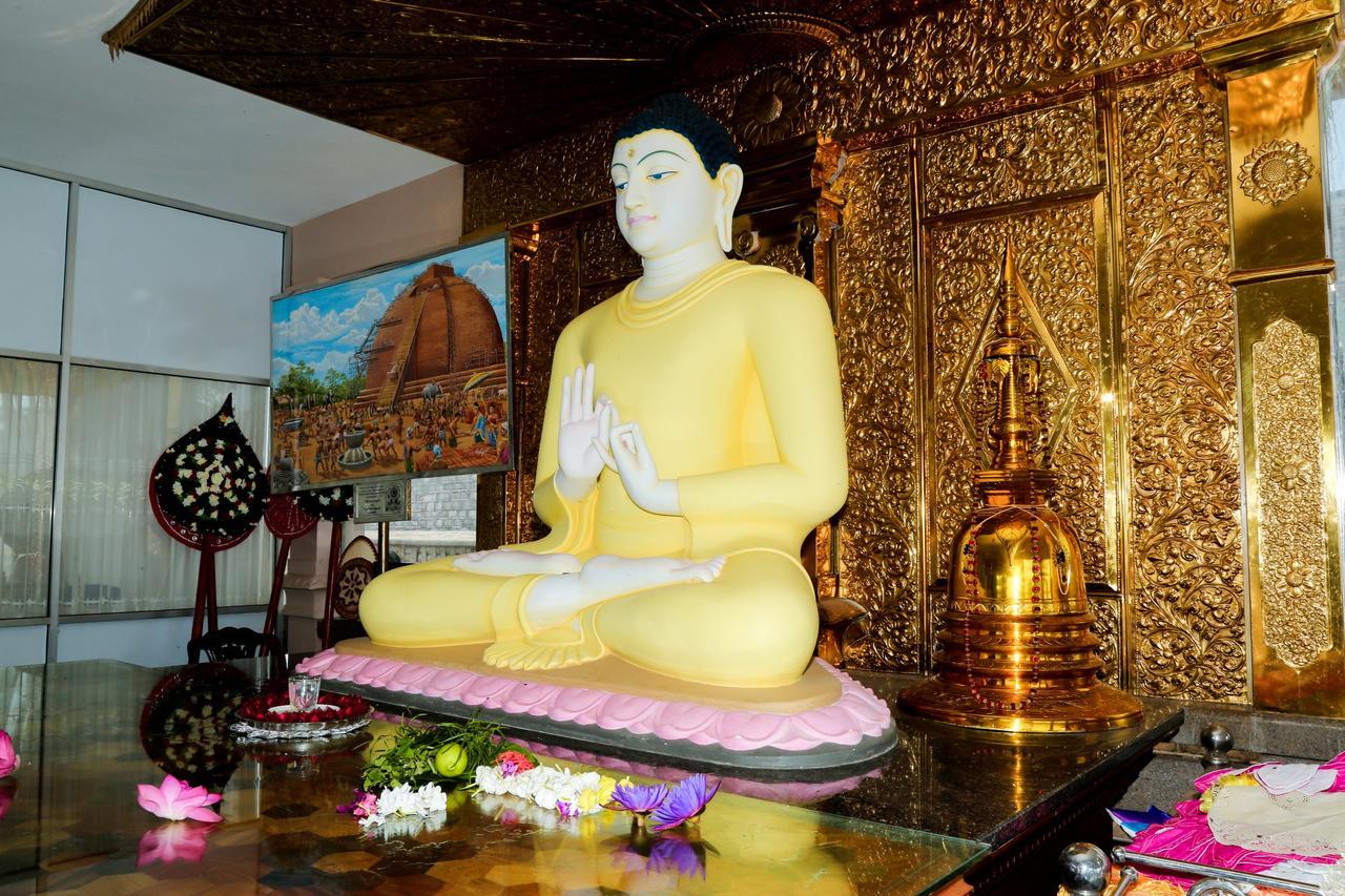 Malwathu Oya Caravan Park Bed and Breakfast Anuradhapura Zewnętrze zdjęcie