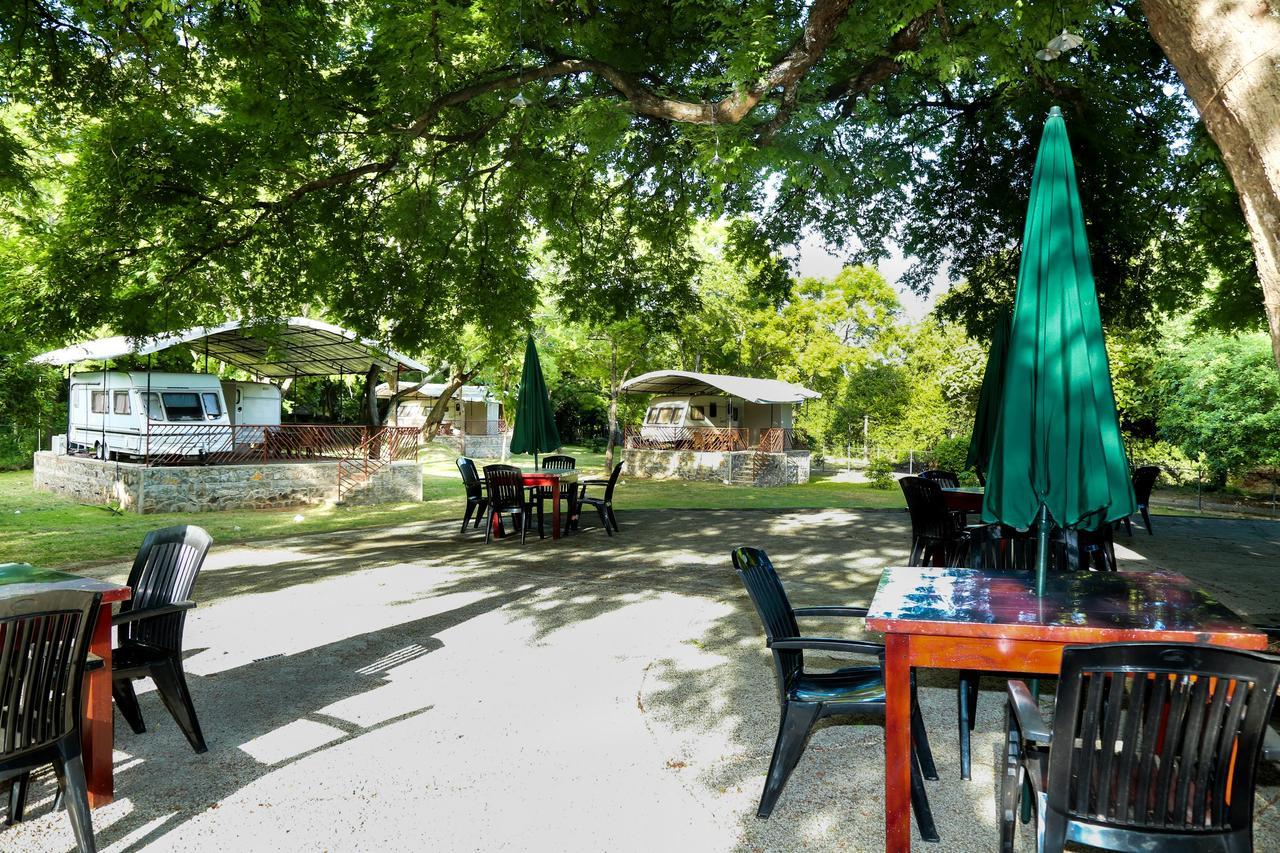 Malwathu Oya Caravan Park Bed and Breakfast Anuradhapura Zewnętrze zdjęcie